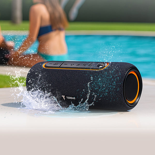 Parlante Amplificado Bluetooth TERRAX 112B Waterproof